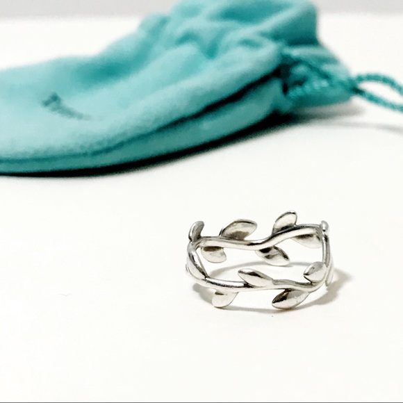 Tiffany & Co. Jewelry - TIFFANY & CO. Paloma Picasso Olive Leaf Ring
